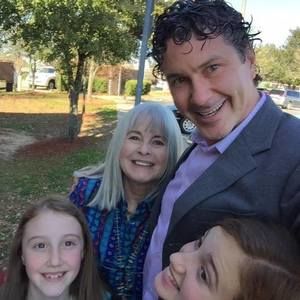 Meet your Posher, Gail